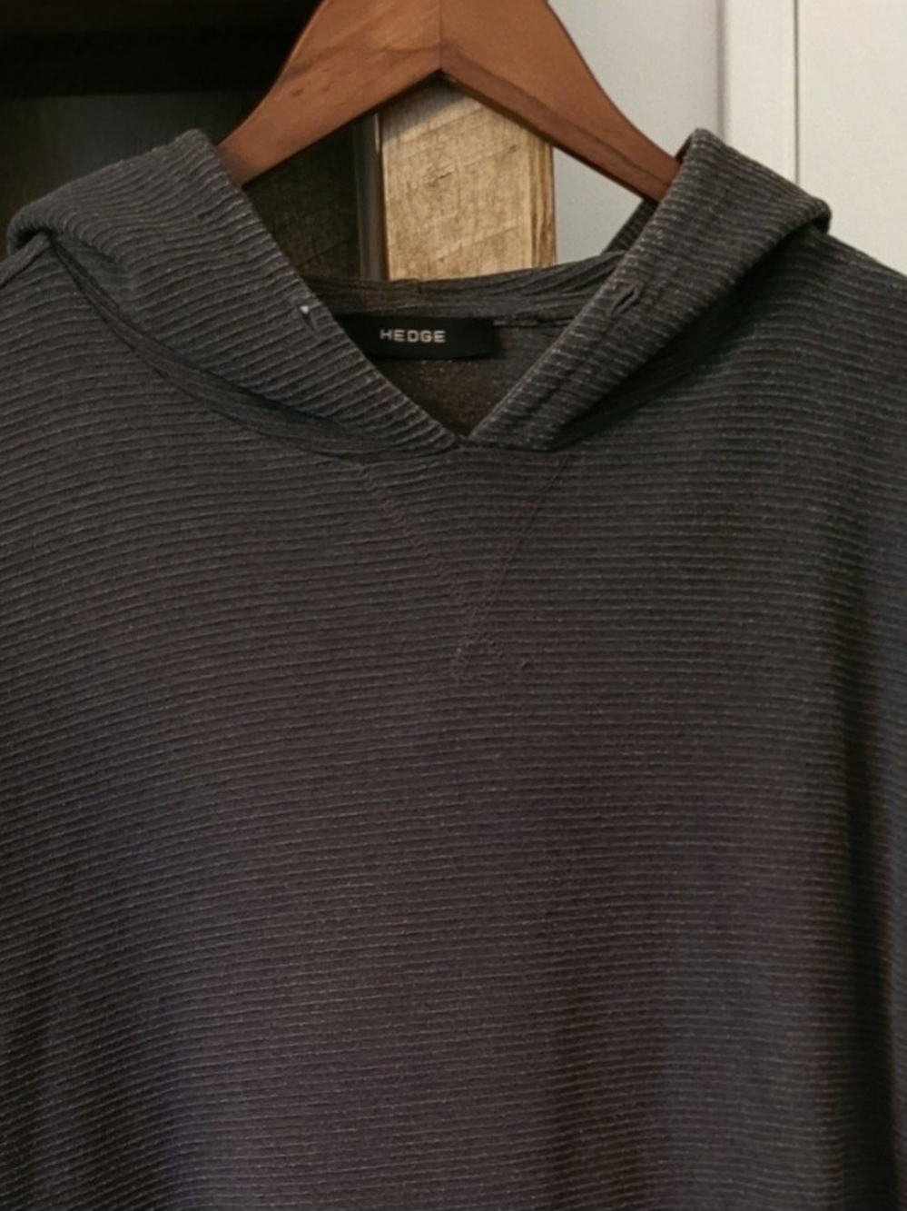 Hedge Ribbed Pullover - Charcoal Gray